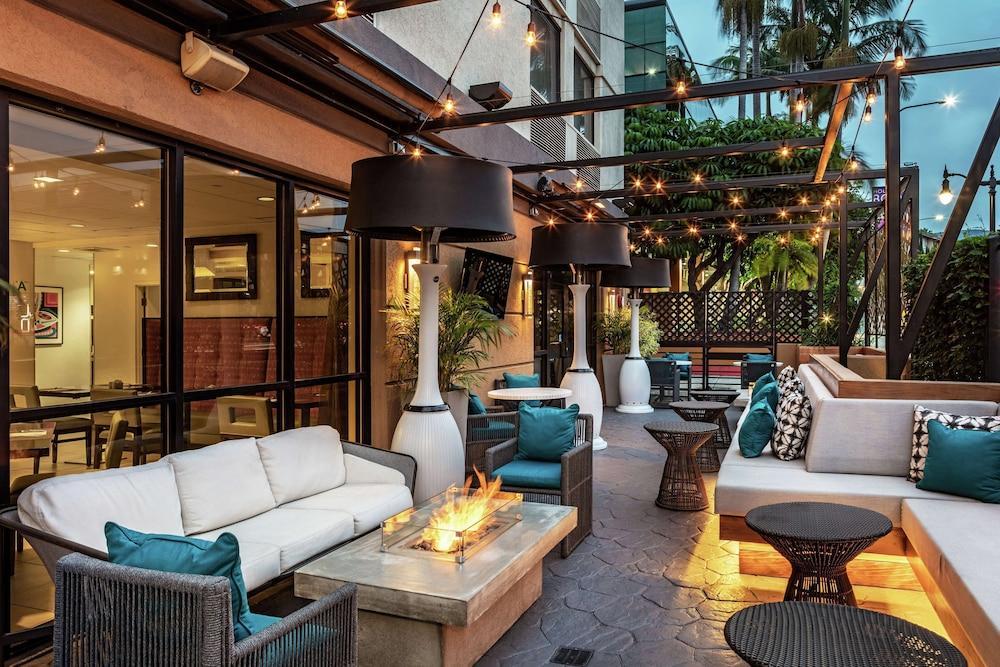 Hilton Garden Inn Los Angeles / Hollywood Buitenkant foto