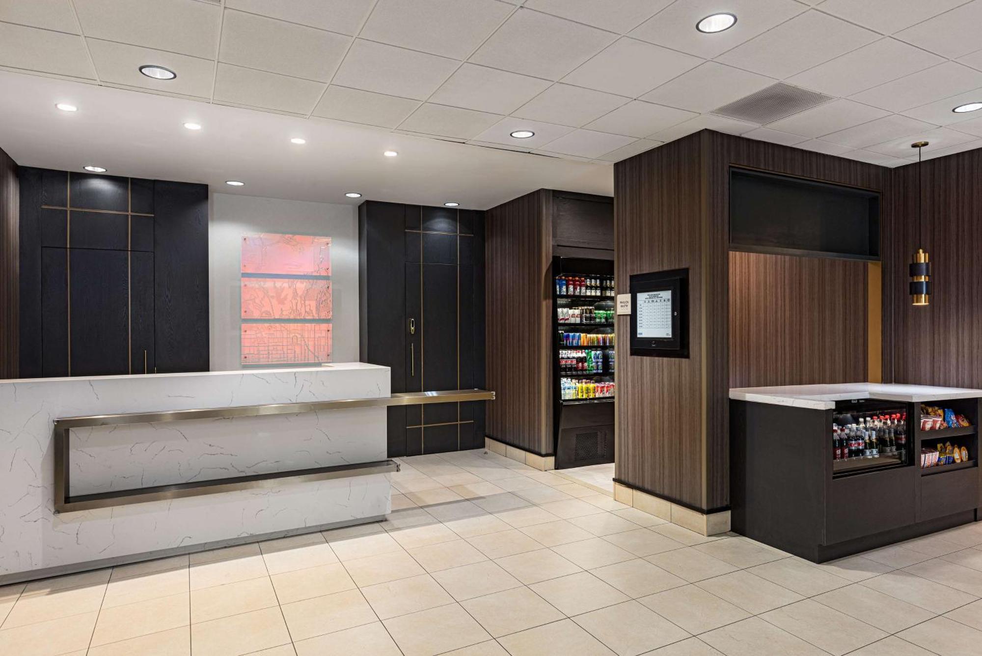 Hilton Garden Inn Los Angeles / Hollywood Buitenkant foto