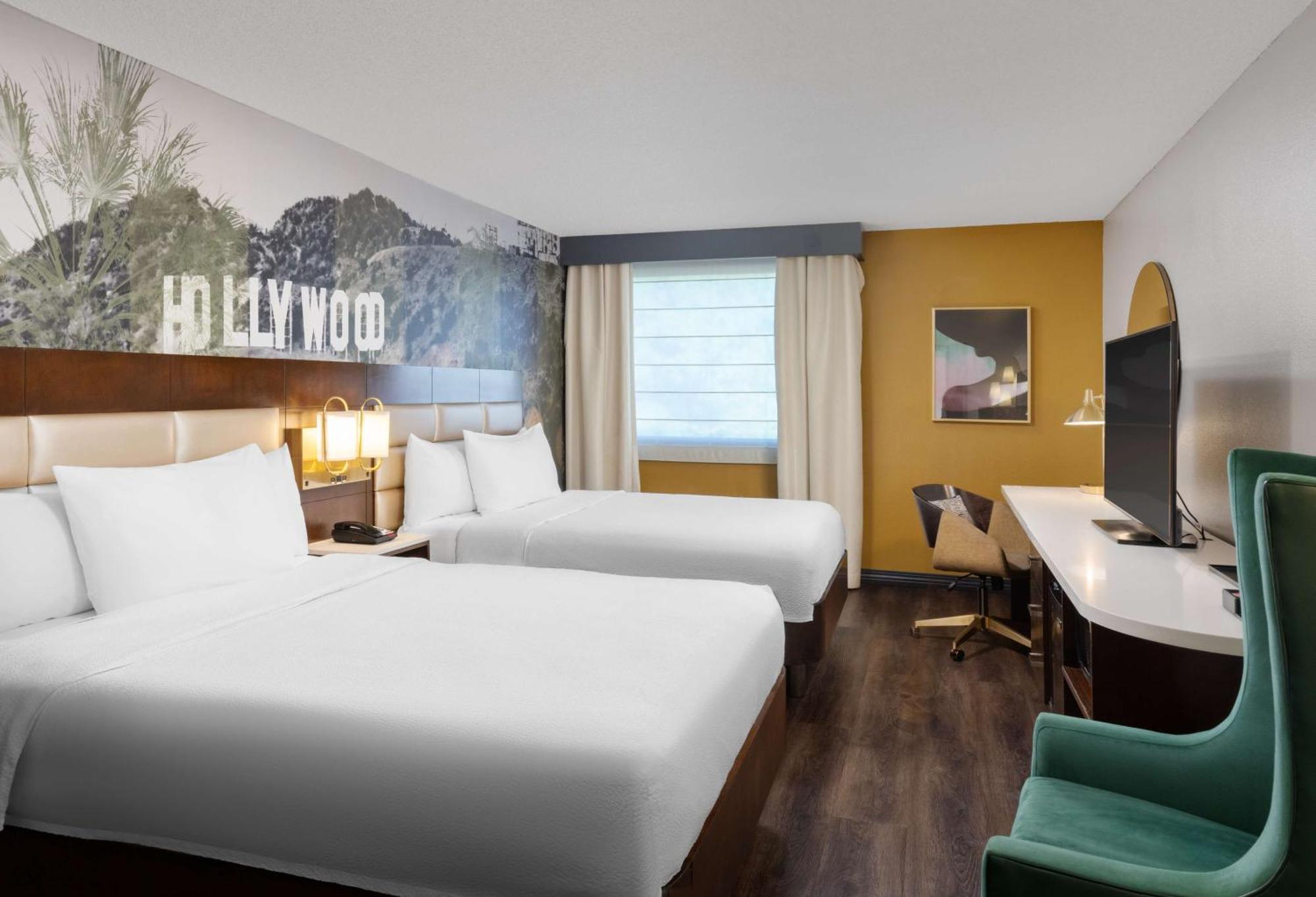Hilton Garden Inn Los Angeles / Hollywood Buitenkant foto