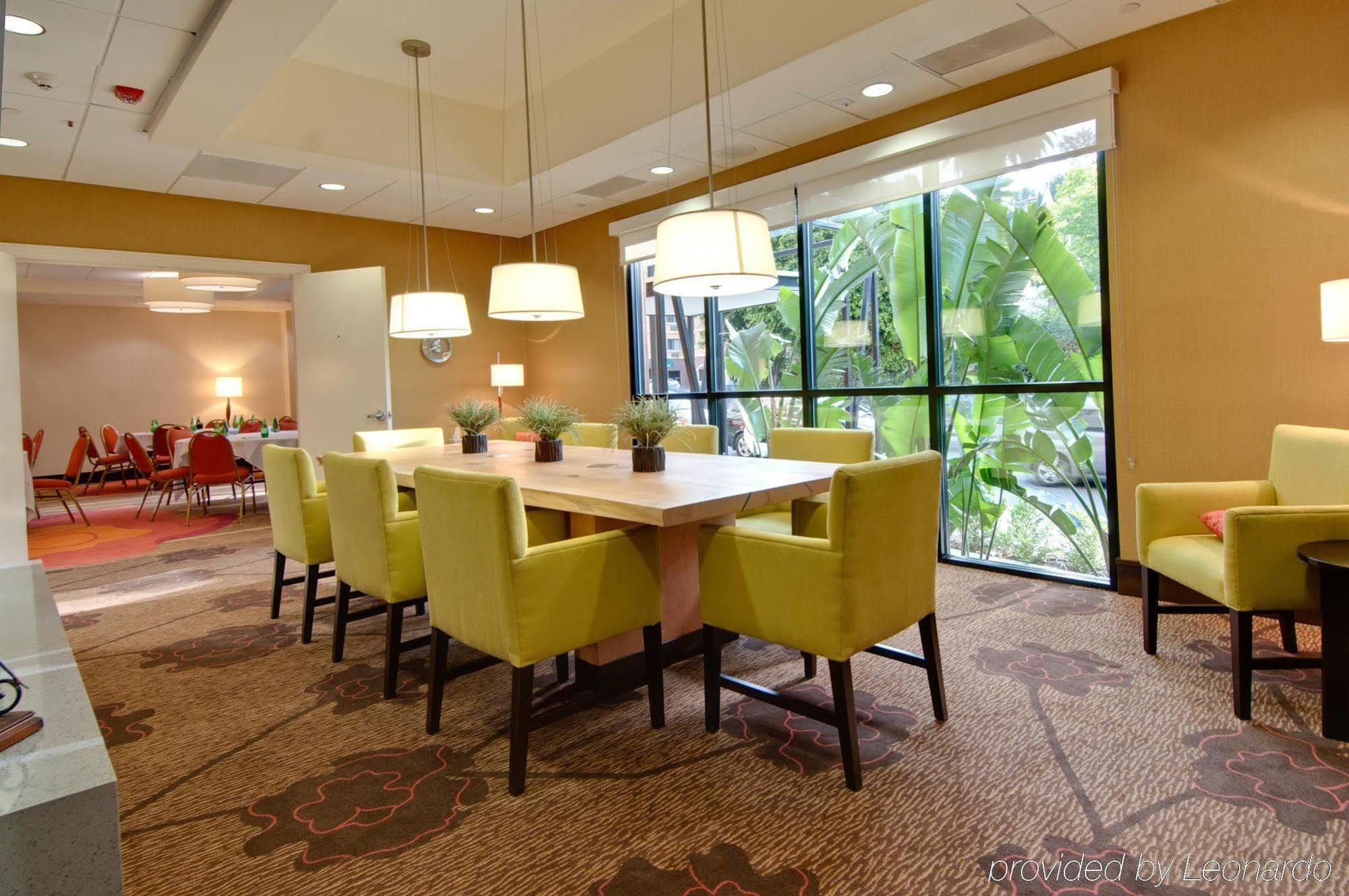 Hilton Garden Inn Los Angeles / Hollywood Restaurant foto